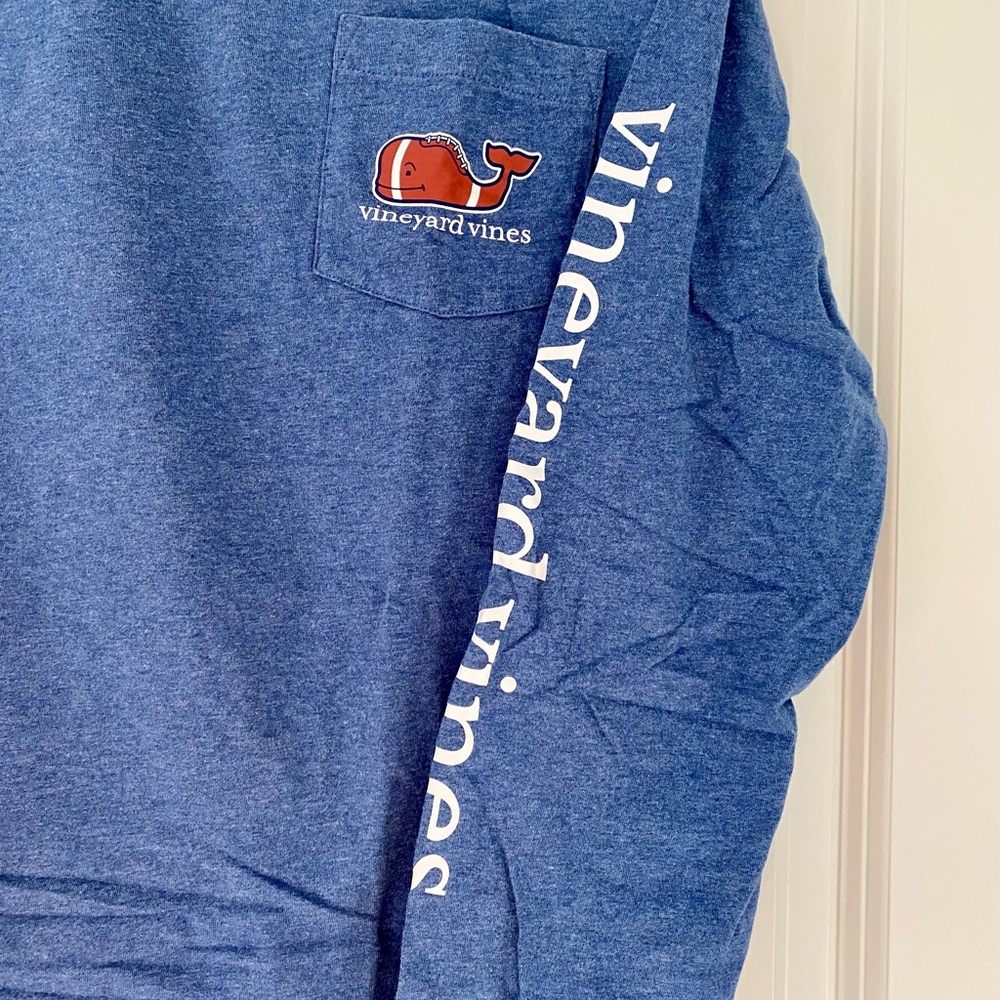 Mens Small Vineyards vine shirt